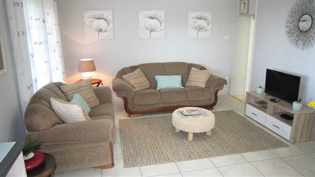 See Rus Self Catering Unit In Westbrook Kzn Private Neat And Cosy エクステリア 写真