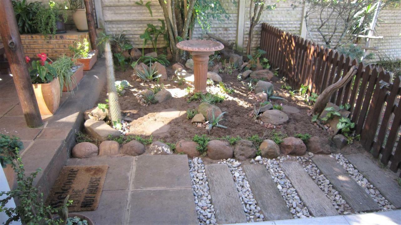 See Rus Self Catering Unit In Westbrook Kzn Private Neat And Cosy エクステリア 写真